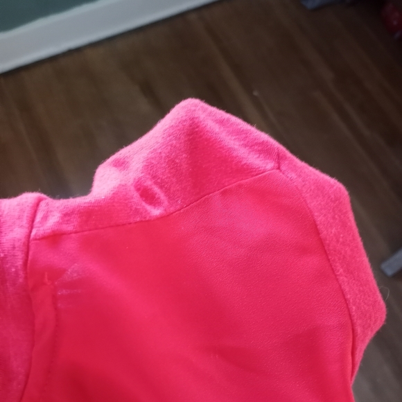 Red Mixed Media Top - Picture 4 of 4